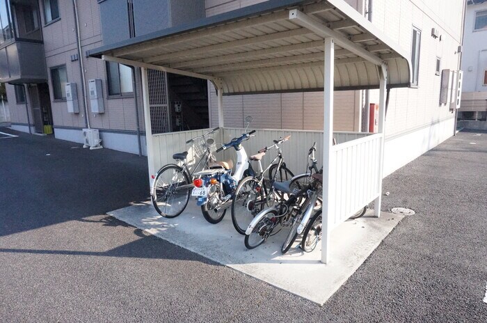 物件内観写真19　(駐輪場)