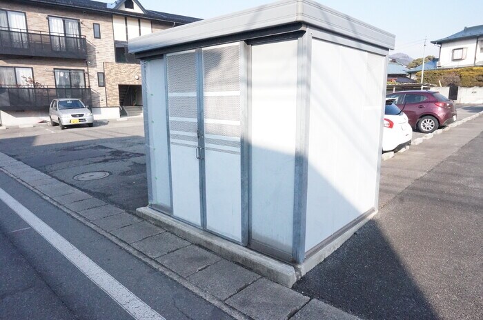 物件内観写真21　(ゴミ置き場)