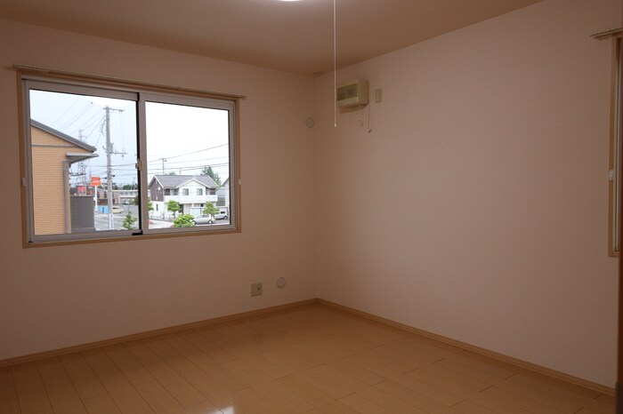 物件内観写真6　(洋室)