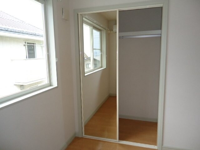 物件内観写真16　(クローゼット)