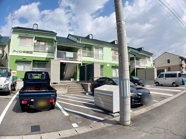 物件外観写真2　(駐車場)