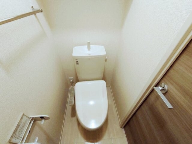 物件内観写真10　(トイレ)