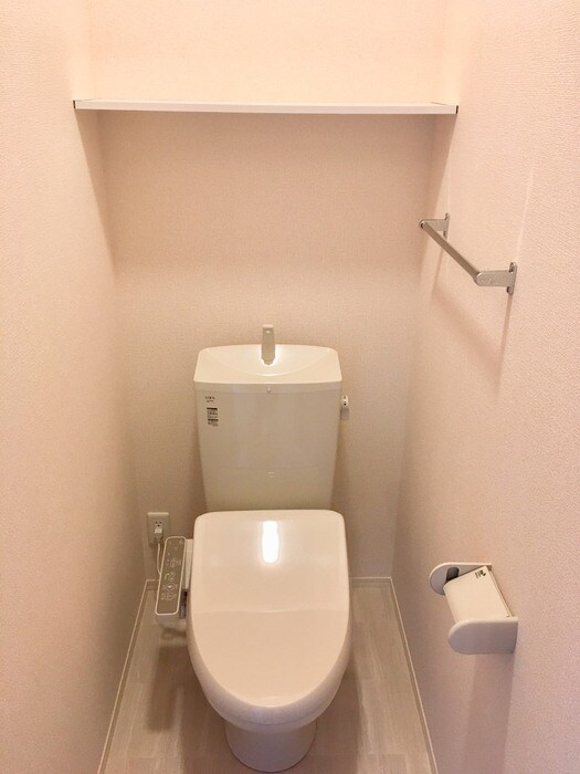 物件内観写真7　(トイレ)