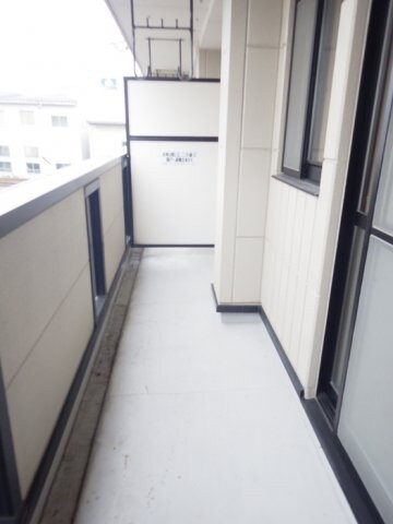 物件内観写真10　(ベランダ)