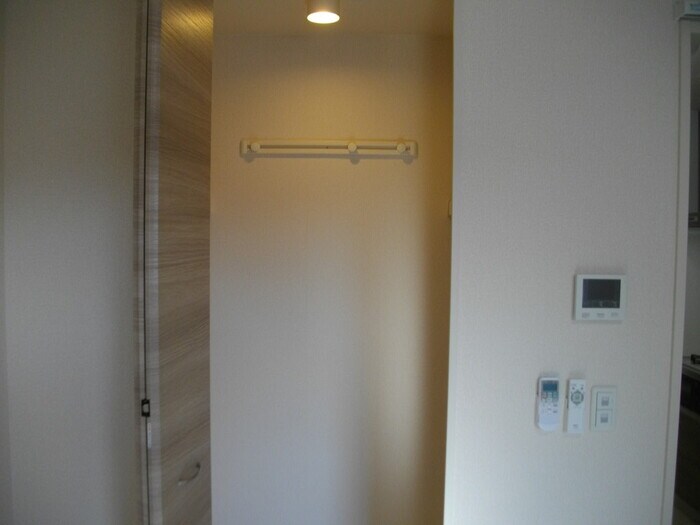 物件内観写真9　(クローゼット)