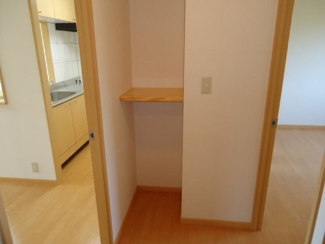 物件内観写真27　(廊下)