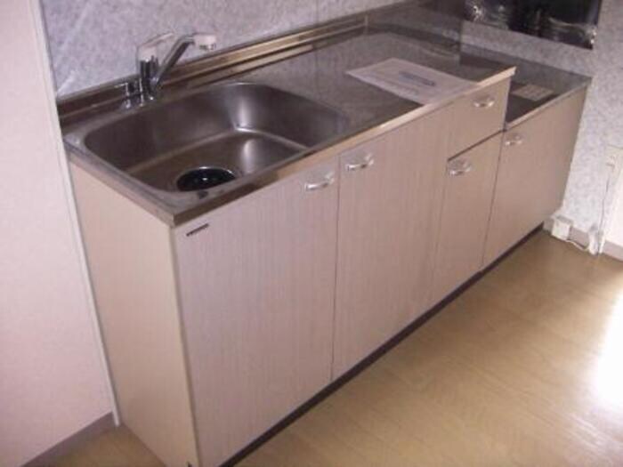 物件内観写真3　(キッチン)