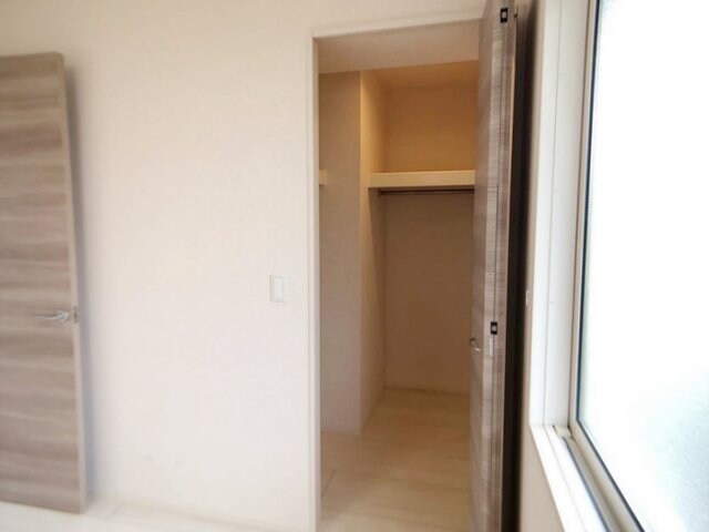 物件内観写真9　(ウォークインクローゼット)