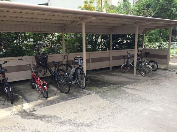 建物設備(駐輪場)