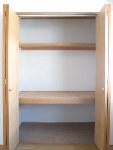 物件内観写真9　(収納)