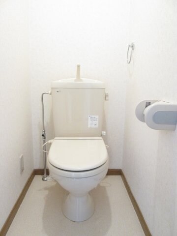 物件内観写真11　(トイレ)