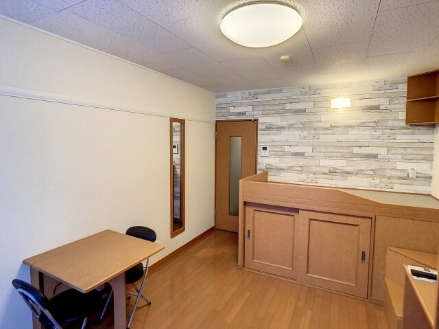 物件内観写真10　(※写真は別居室のサンプルです。)