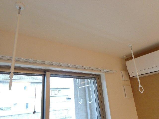 物件内観写真21　(室内物干(イメージ))