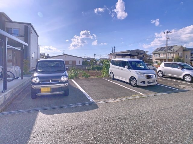 物件外観写真2　