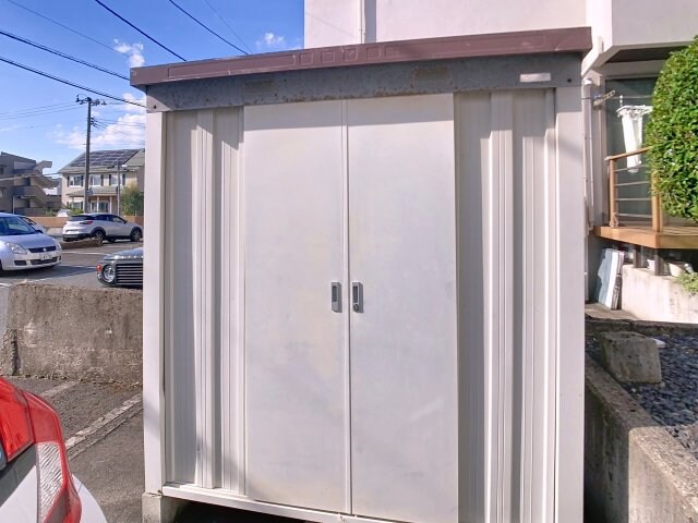 物件内観写真10　(外物置)