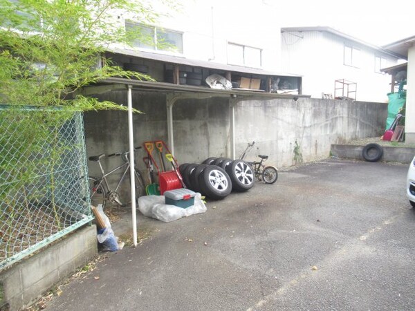 建物設備(駐輪場)