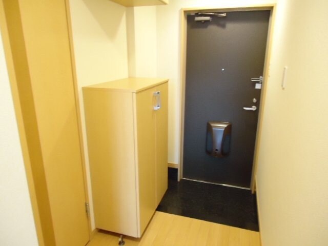 物件内観写真15　(玄関)