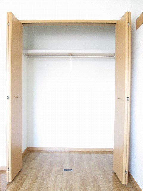 物件内観写真9　(収納)