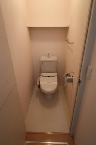 物件内観写真7　(トイレ)