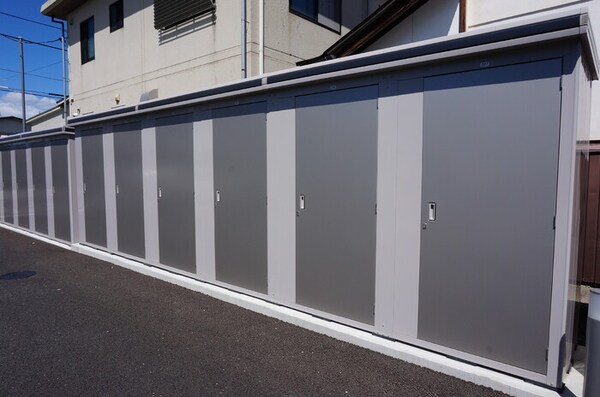 その他(専用物置き)