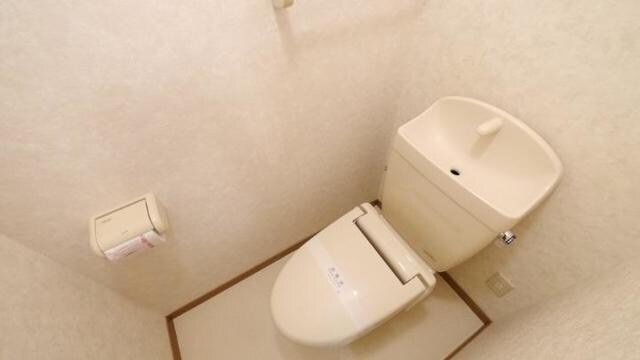 トイレ(トイレ)