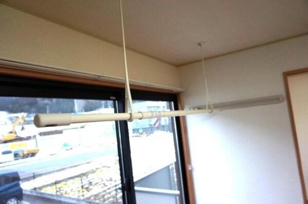 建物設備(室内物干し)