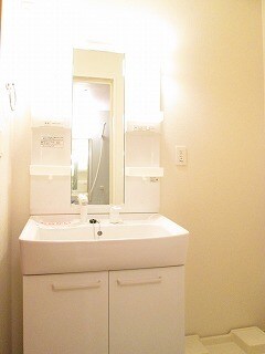 物件内観写真7　(洗面所)