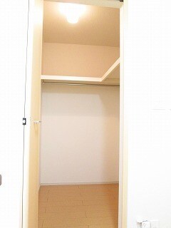 物件内観写真9　(収納)