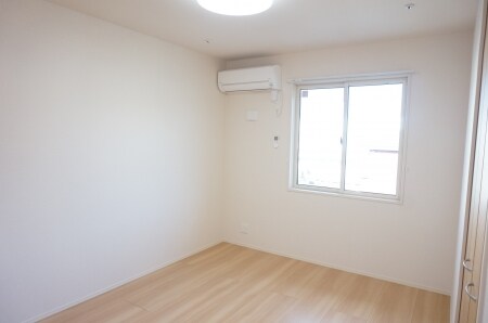 物件内観写真7　(洋室)