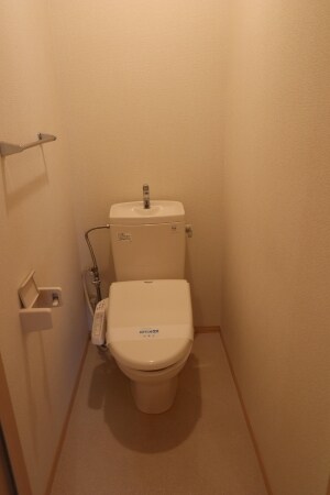 物件内観写真7　(トイレ)