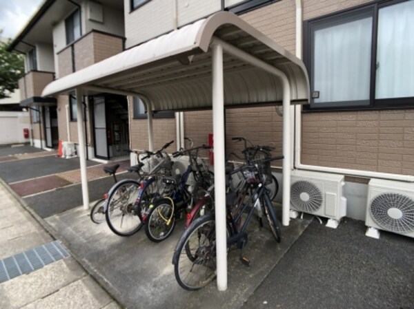 建物設備(駐輪場)
