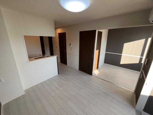 物件内観写真3　(リビング(イメージ))