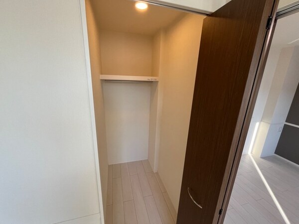 クローゼット(イメージ)