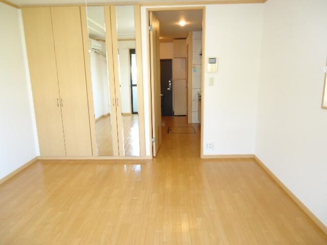 物件内観写真3　(洋室(イメージ))