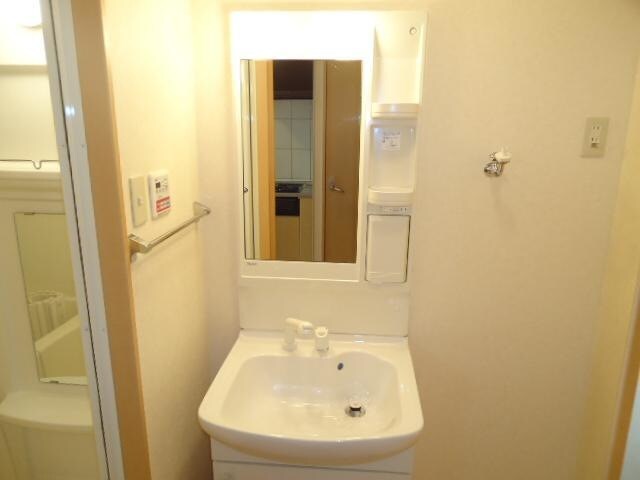 物件内観写真17　(洗髪洗面化粧台(イメージ))