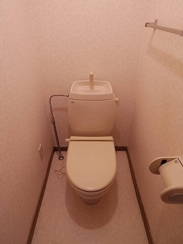 物件内観写真12　(トイレ)