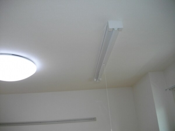 建物設備(室内物干)