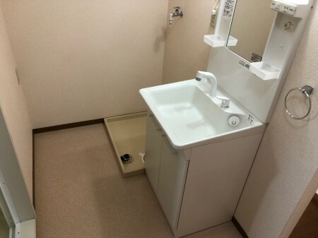物件内観写真9　(洗面所)