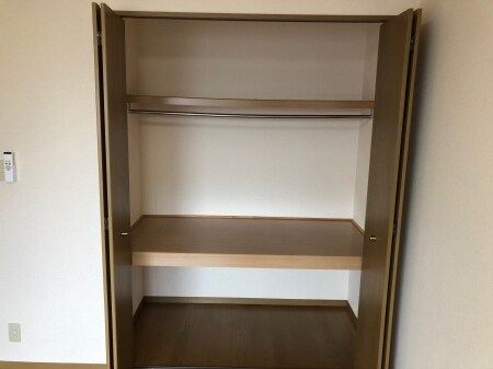 物件内観写真11　(収納)