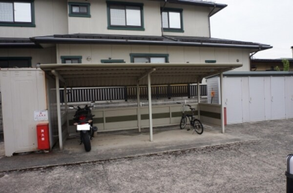 建物設備(駐輪場)