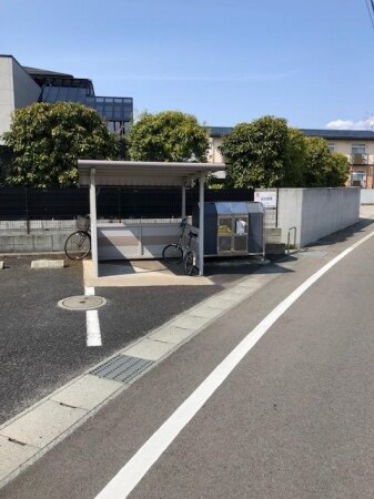 物件内観写真15　(駐輪場)