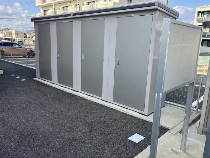 物件内観写真4　(物置)