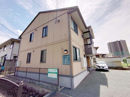 ルシエル 三番館の物件外観写真