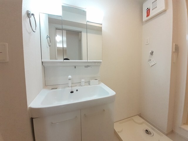 物件内観写真7　(洗面所)