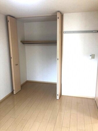 物件内観写真10　(収納)