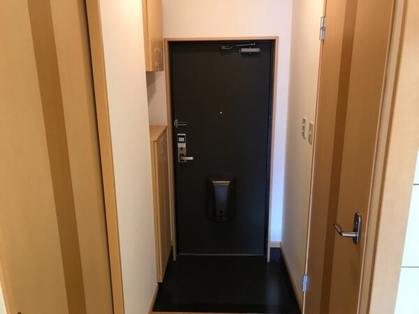 玄関(玄関)