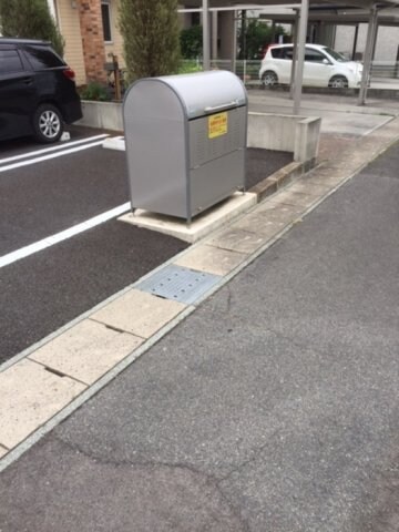 物件内観写真16　(専用ゴミ置場)