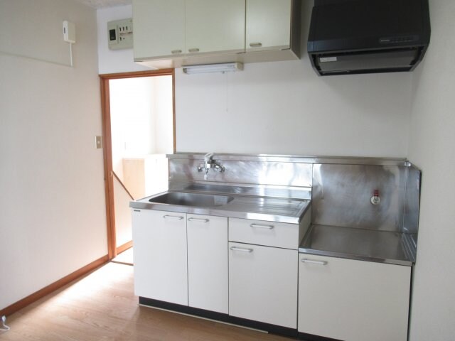 物件内観写真4　(使いやすいキッチンです)