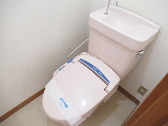 物件内観写真13　(トイレもきれいです)