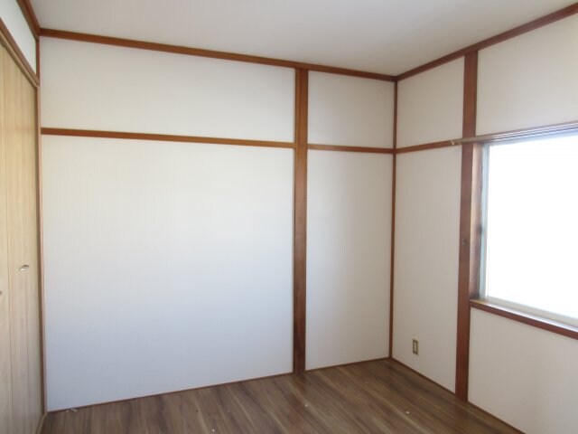 物件内観写真28　(スタンダードな洋室です)